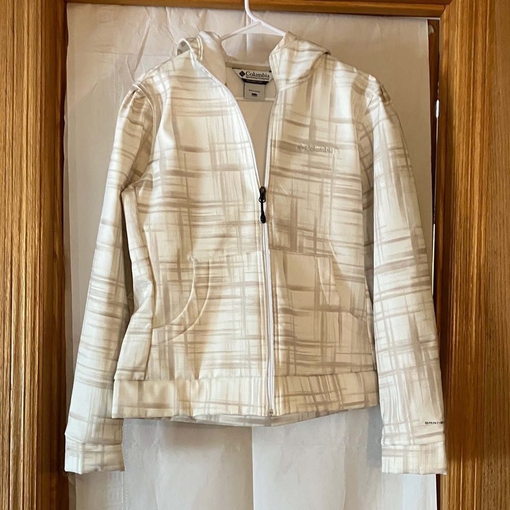 Columbia Omni-Shield Women’s Sz L Soft Shell Ivory Beige Fleece Lined Jacket
